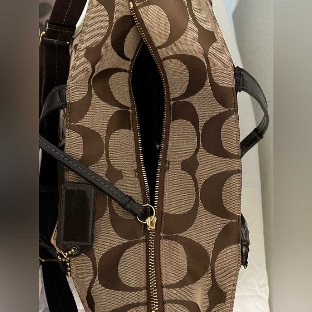 Coach Signature Brown/Tan Shoulder Multi-Purpose or Diaper Bag - Picture 15 of 16